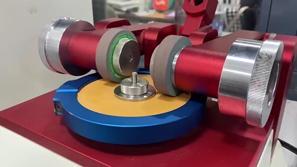 PU leather wear testing process